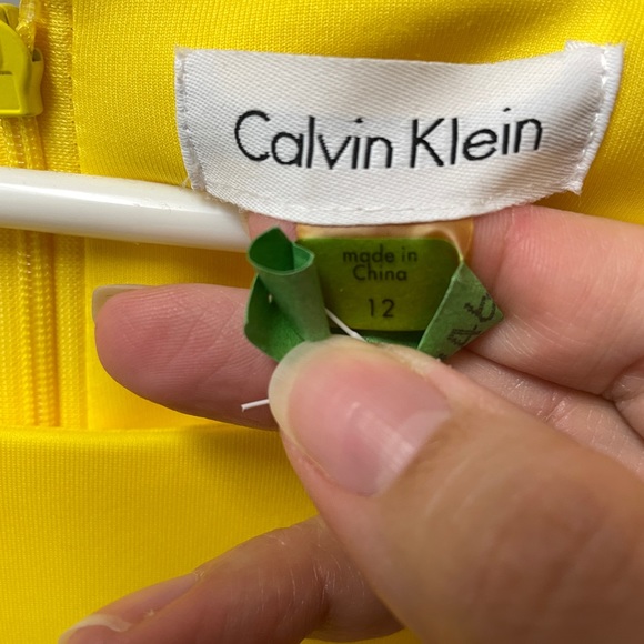 Calvin Klein Starburst Yellow Dress - Picture 3 of 3